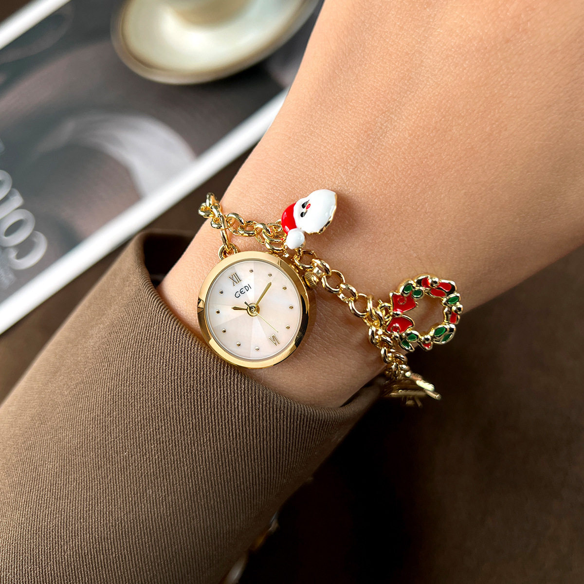 Orologio da Donna con Design N - Ladies Fashion Watch recensione e prezzo