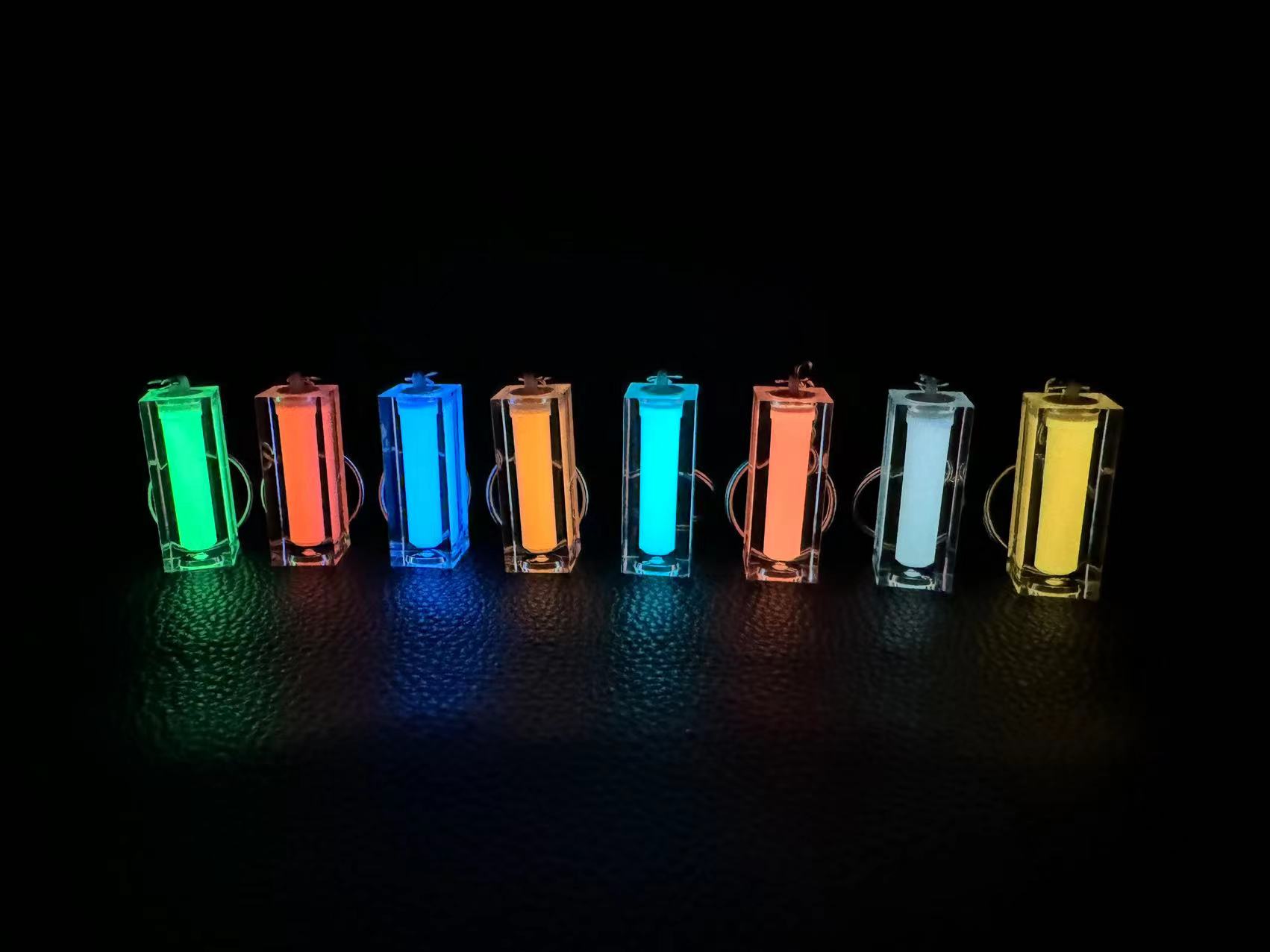 Ciondolo Nightglow, ciondolo p - Tritium Gas Tube recensione e prezzo