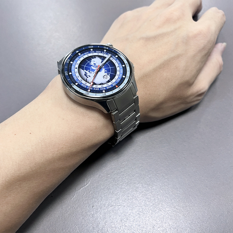 Cinturino in lega di titanio s - Smartwatch Oppo Watch recensione e prezzo